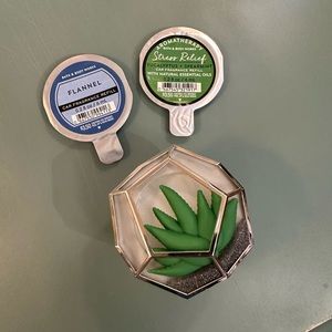 Bath and Body Works Scentportable